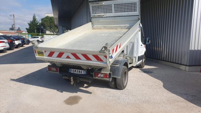 Ford Transit image 4