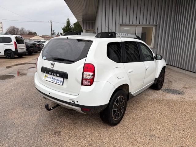 Dacia Duster image 1