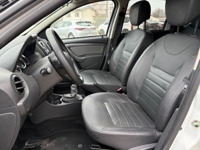 Dacia Duster image 2