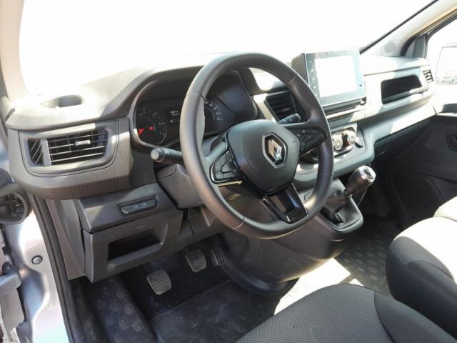 Renault Trafic image 4