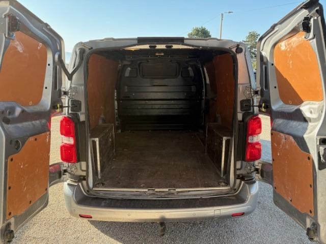 Opel Vivaro image 4