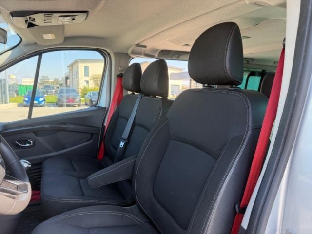 Renault Trafic image 3