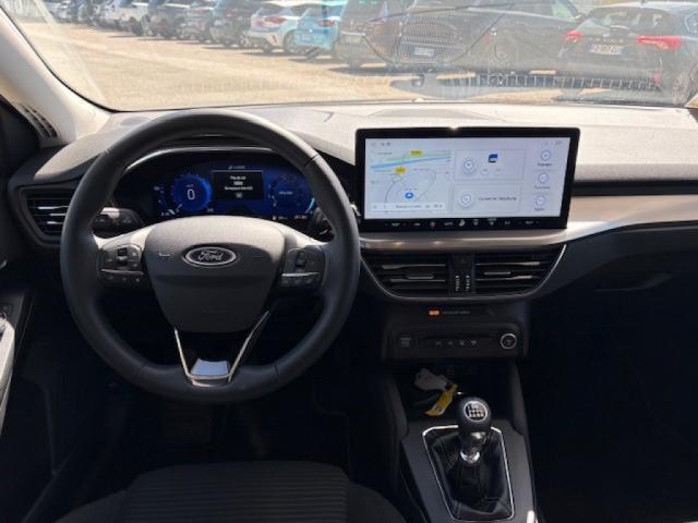 Ford Focus image 6