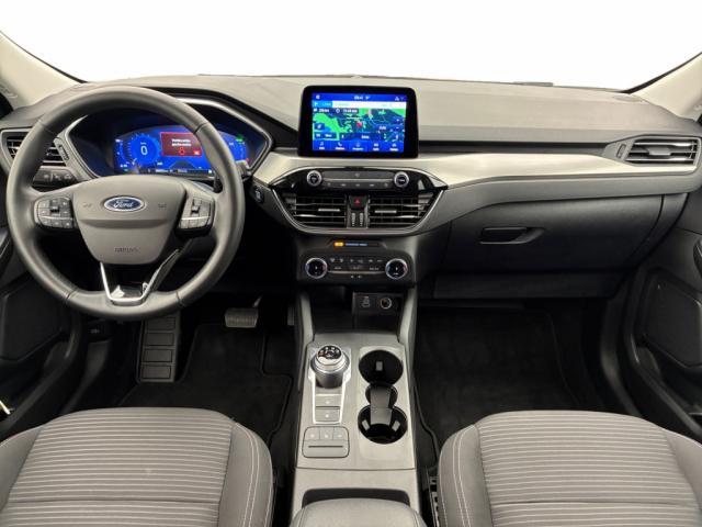 Ford Kuga image 7