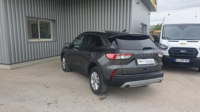 Ford Kuga image 5