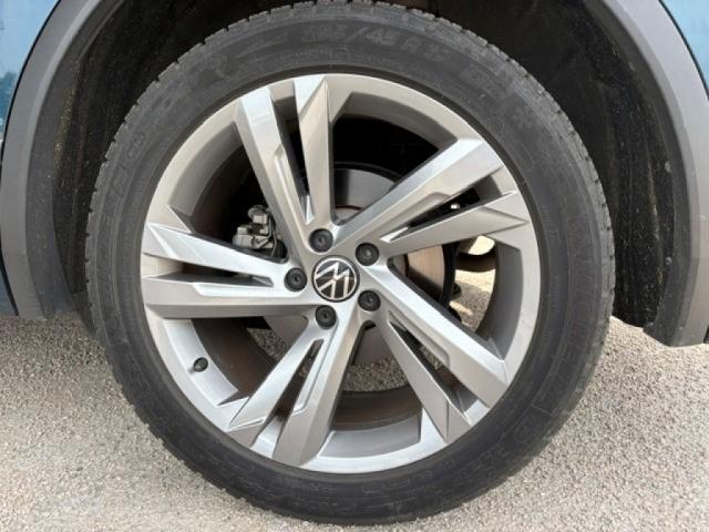 Volkswagen Tiguan image 9