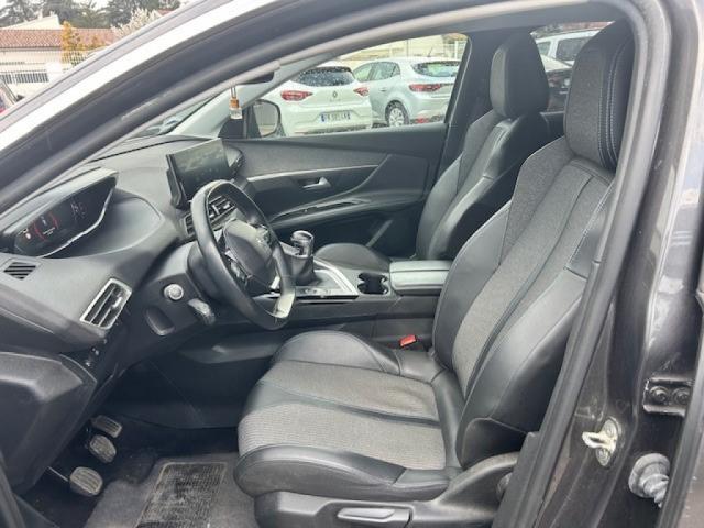 Peugeot 3008 image 8