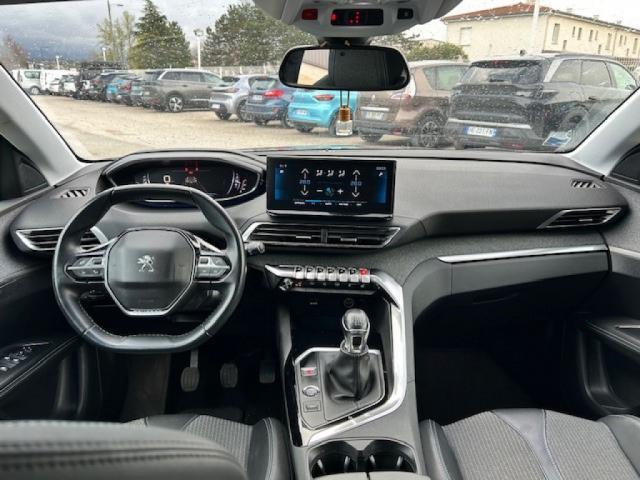 Peugeot 3008 image 3