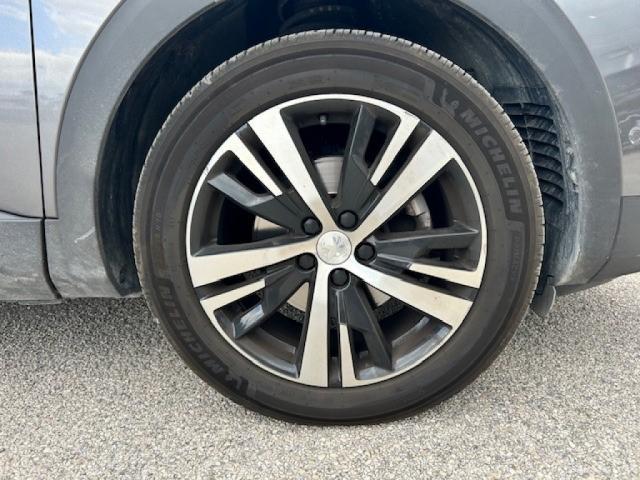 Peugeot 5008 image 4