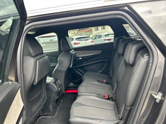 Peugeot 5008 image 9