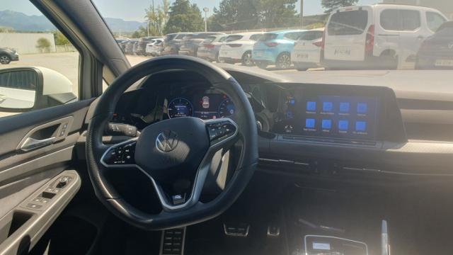 Volkswagen Golf image 9