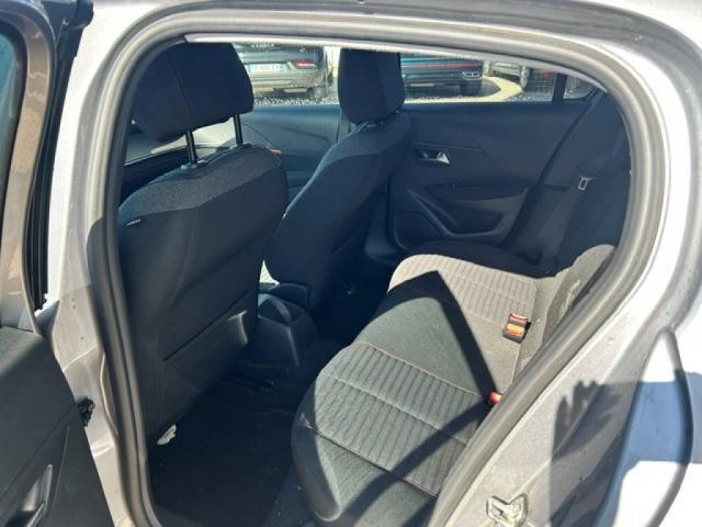 Peugeot 208 image 2