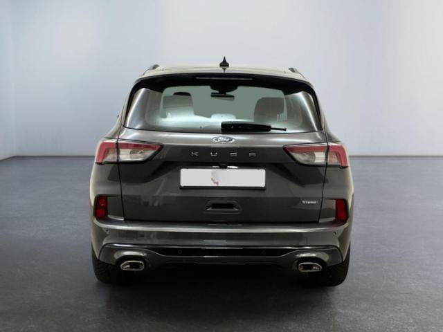 Ford Kuga image 8
