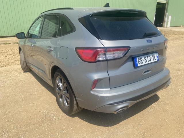 Ford Kuga image 7