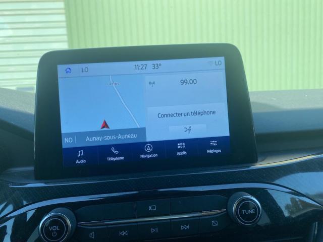 Ford Kuga image 3