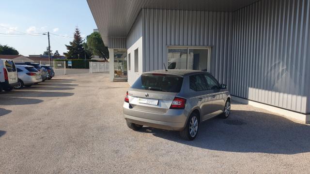 Skoda Fabia image 2