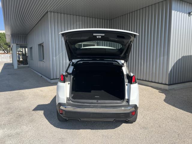 Peugeot 3008 image 2