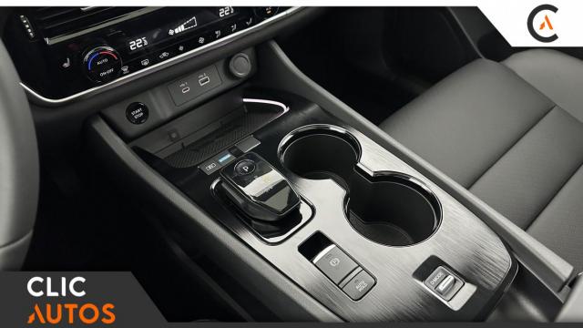 Nissan X-Trail image 1