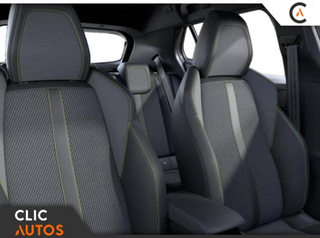 Peugeot 2008 image 1