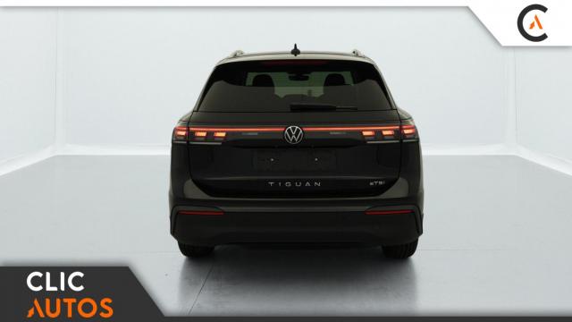 Volkswagen Tiguan image 8