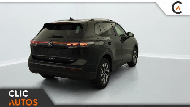 Volkswagen Tiguan image 9