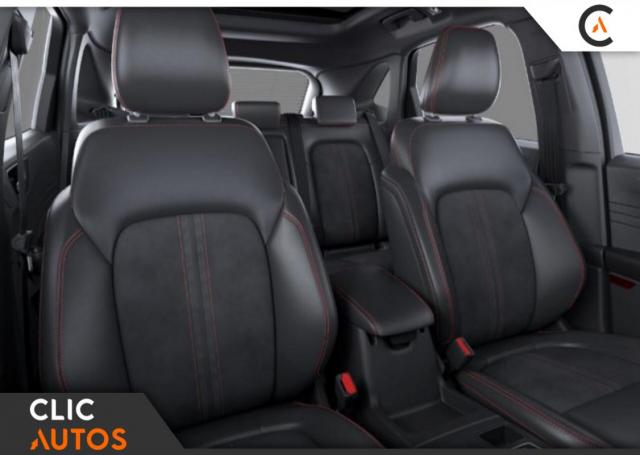 Ford Kuga image 4