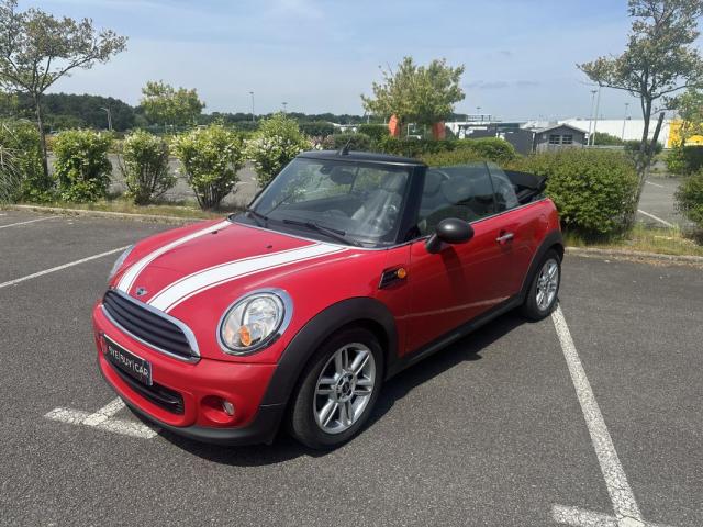 Mini Cabrio image 2