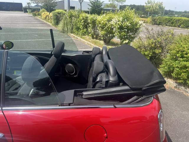 Mini Cabrio image 8