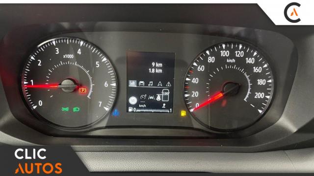 Renault Master image 7