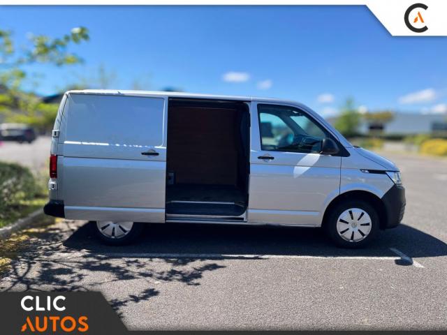 Volkswagen Transporter image 9