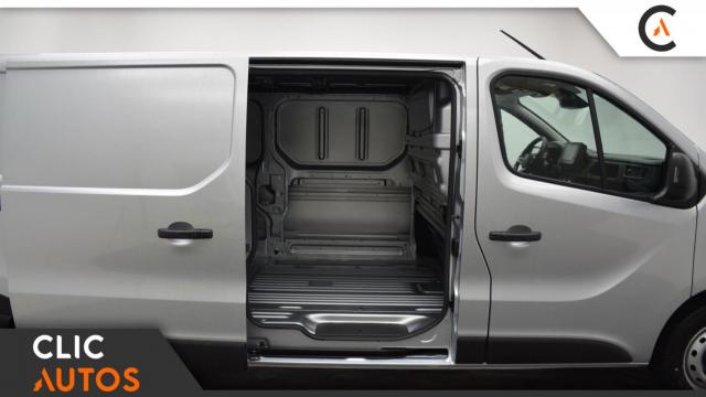 Renault Trafic image 4