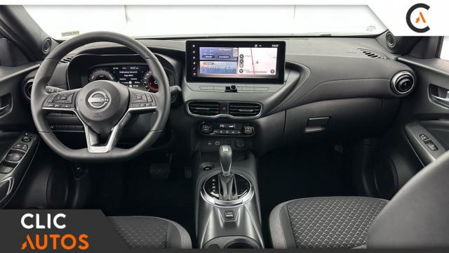Nissan Juke image 7