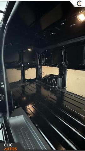 Opel Vivaro image 8