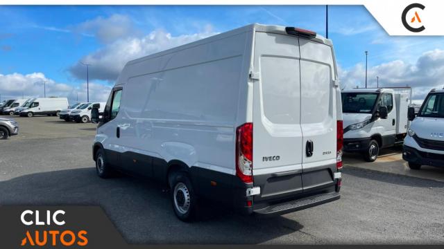 Iveco Daily image 9