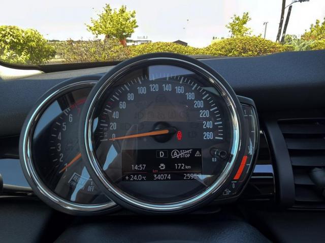 Mini Hatch image 7