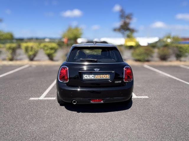 Mini Hatch image 9