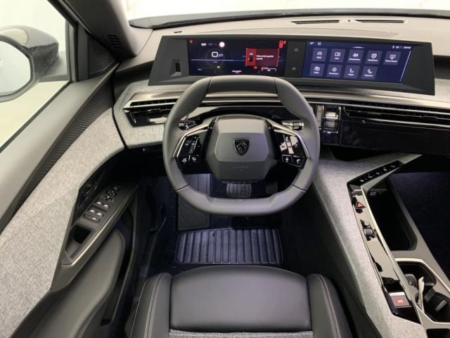 Peugeot 5008 image 8