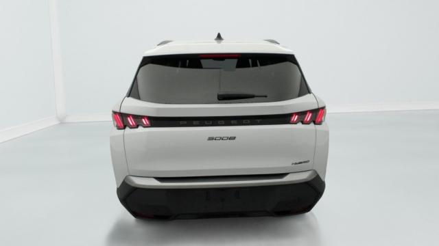 Peugeot 5008 image 2