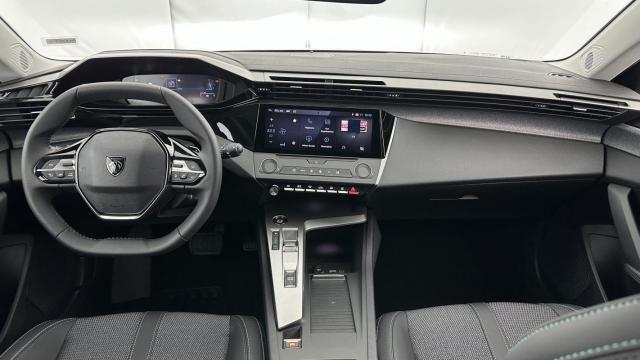 Peugeot 308 image 8