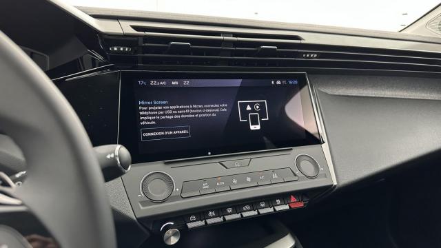 Peugeot 308 image 5