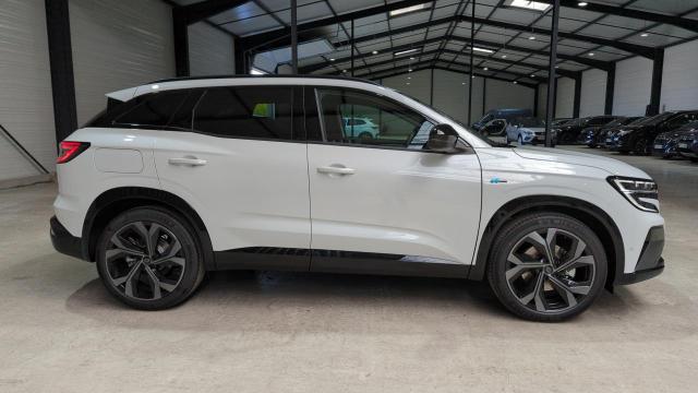 Renault Austral image 9