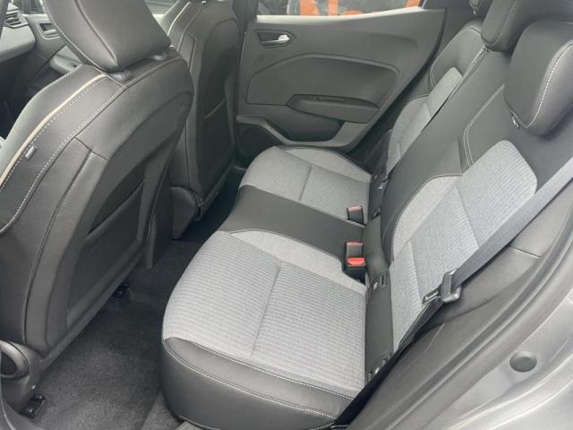 Renault Clio image 7