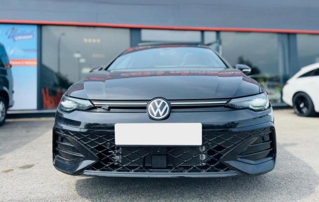 Volkswagen Golf image 9