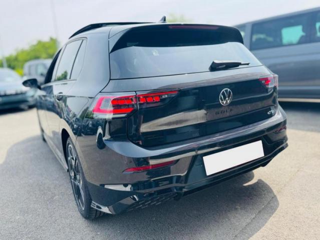 Volkswagen Golf image 1