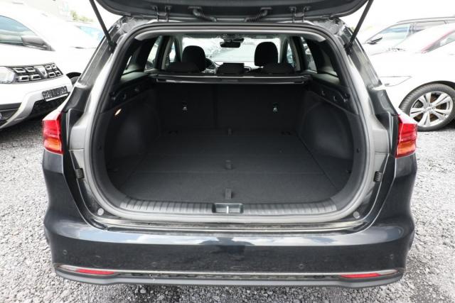 Kia Cee'D_sw image 6