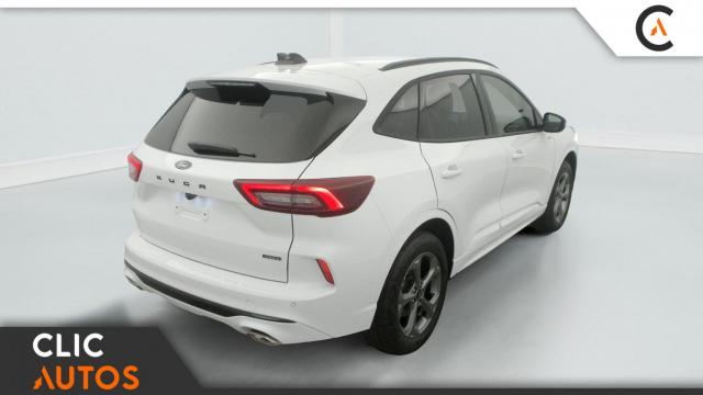 Ford Kuga image 3