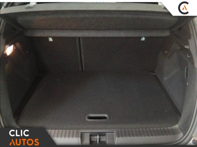 Renault Captur image 6