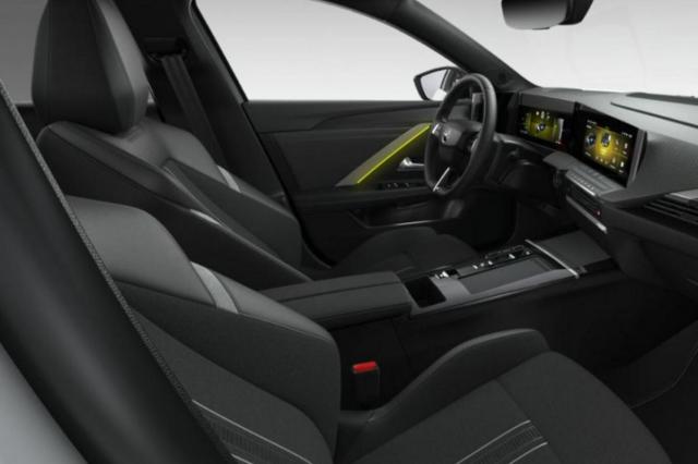 Opel Astra image 1