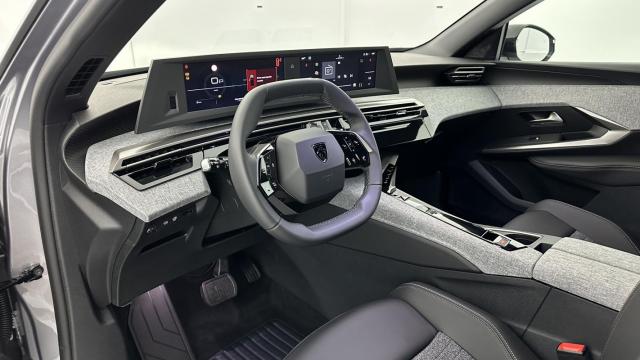 Peugeot 5008 image 8