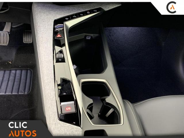 Peugeot 5008 image 8